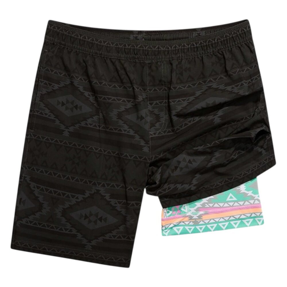 Chubbies The Quests Shorts Mens M Lined Performance Drawstring Aztec Print Gray